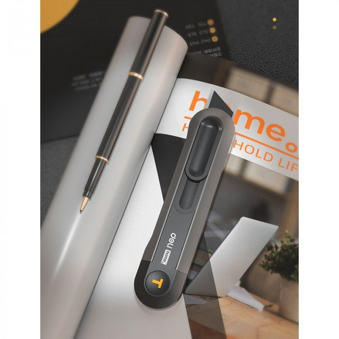 Технический нож 'Home Series Black' Deli HT4008  Т-образное лезвие с механизмом автоматического возврата, эксклюзивный дизайн, корпус из высококачественного софттач пластика