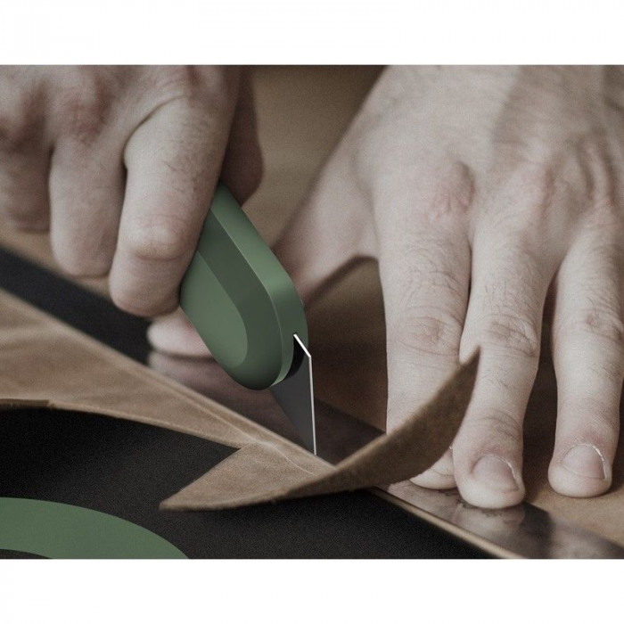 Набор технических ножей 'Home Series Green' Deli HT4003L (ножи 9мм+18мм+Т-образный), эксклюзивный дизайн, корпус из высококачественного софттач пластика