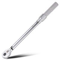 Динамометрический ключ предельный Deli DL170050  10-50Нм, 3/8', головка Cr-Mo, 72 зуба, точность +/- 3%, противоскользящая рукоятка, кейс