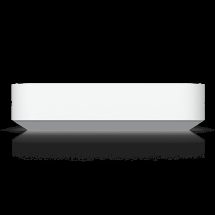 Маршрутизатор Ubiquiti Cloud Gateway Ultra  4 ядра (1,5 ГГц), 4х 1G RJ45, 1х 2.5G RJ45
