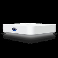 Маршрутизатор Ubiquiti Cloud Gateway Ultra  4 ядра (1,5 ГГц), 4х 1G RJ45, 1х 2.5G RJ45