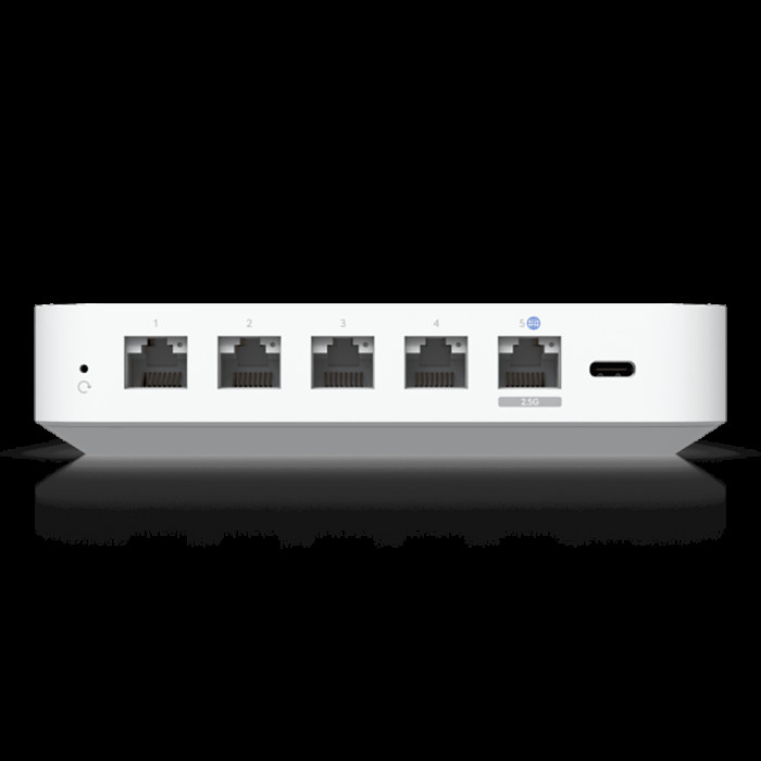 Маршрутизатор Ubiquiti Cloud Gateway Ultra  4 ядра (1,5 ГГц), 4х 1G RJ45, 1х 2.5G RJ45
