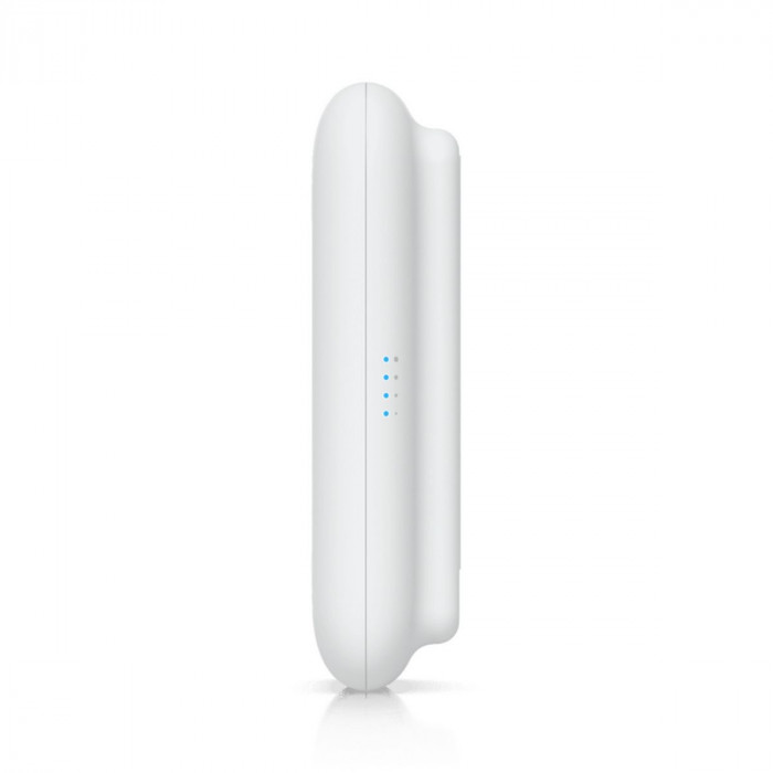 Точка доступа Wi-Fi Ubiquiti Swiss Army Knife Ultra 2.4+5 ГГц, 802.11ac, 2x2 MIMO, до 20 дБм, 1х 1Гб RJ45, до 200 клиентов, до 866.7 Мбит/с