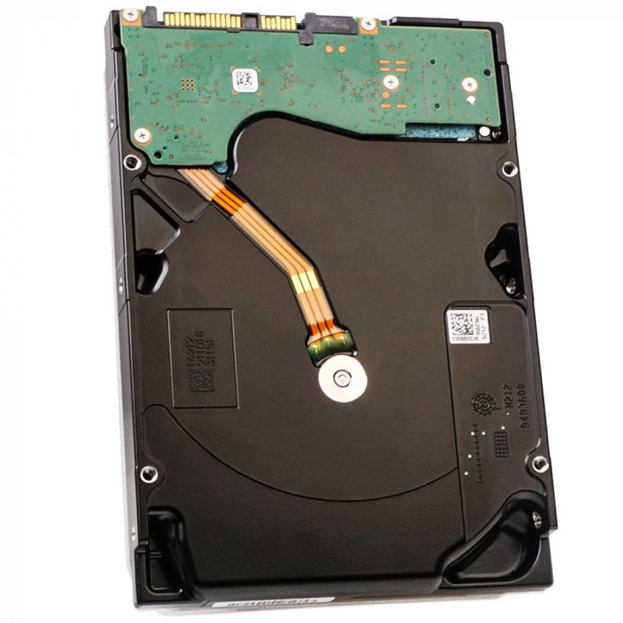 Жесткий диск серверный Seagate Exos X18 ST12000NM004J 12TB 3.5' SAS 12Gb/s, 7200rpm, 256MB, 512e/4Kn, Bulk (020398)