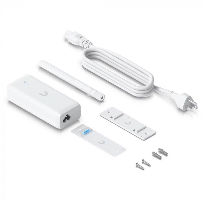 Ubiquiti UniFi Device Bridge Радиоустройство 5 ГГц, 802.11a/n/ac, MIMO 2х2, 1х 1G RJ45 (с раздачей PoE)