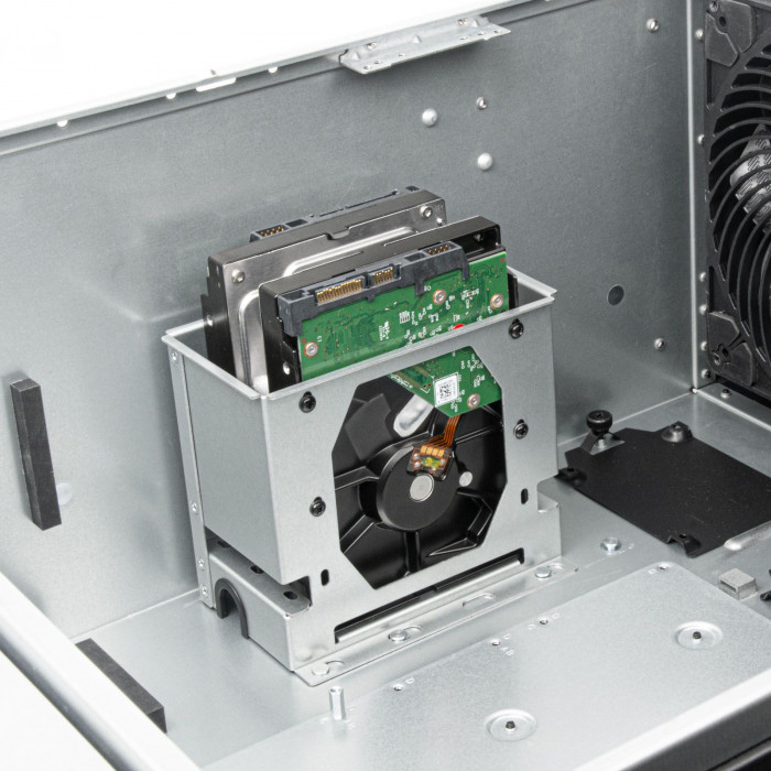 Корпус Silverstone SST-RM51
