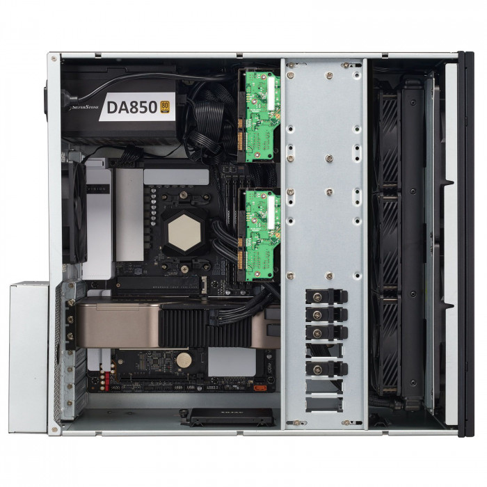 Корпус Silverstone SST-RM51