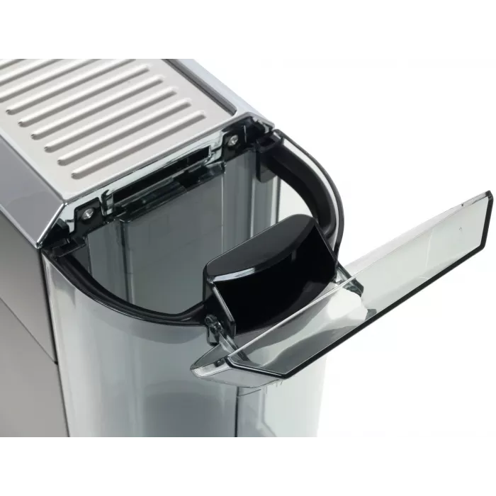 Кофеварка рожковая Delonghi EC685.BK 1350Вт черный