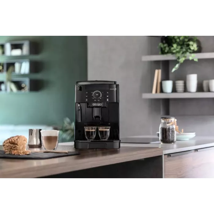 Кофемашина Delonghi Magnifica S ECAM12.121.B 1450Вт черный