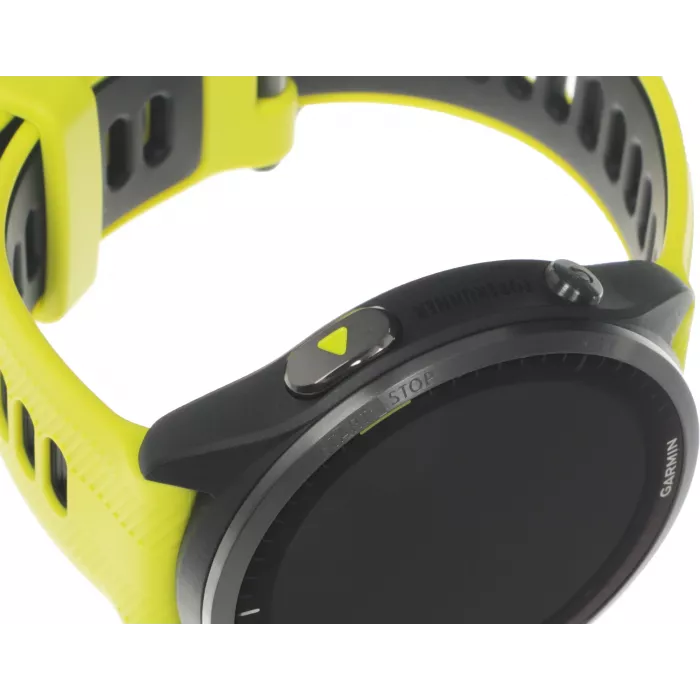 Смарт-часы Garmin Forerunner 965 47мм 1.4" AMOLED корп.черный рем.черный/желтый разм.брасл.:135-205мм (010-02809-12)
