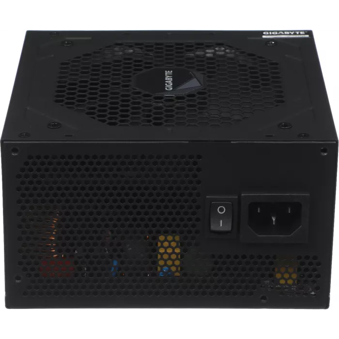 Блок питания Gigabyte ATX 750W GP-UD750GM PG5 V2 80+ gold (20+4pin) APFC 120mm fan 8xSATA Cab Manag RTL