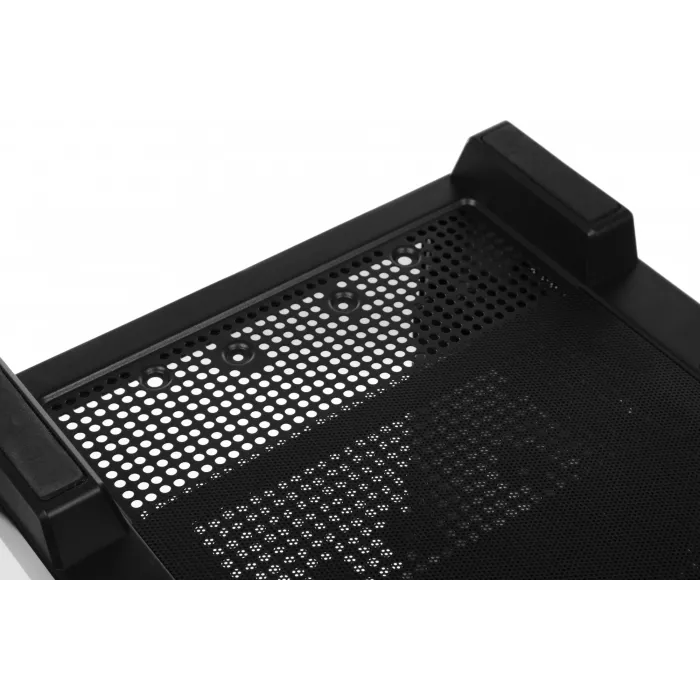 Корпус Gigabyte GB-C500P ST черный без БП ATX 6x120mm 3x140mm 2xUSB3.0 audio bott PSU