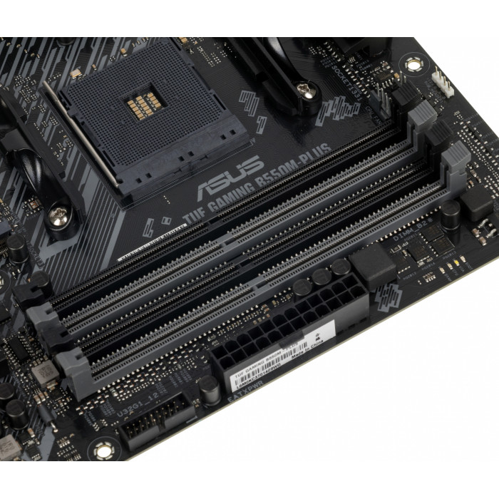 Материнская плата Asus TUF GAMING B550M-PLUS Soc-AM4 AMD B550 4xDDR4 mATX AC`97 8ch(7.1) 2.5Gg RAID+HDMI+DP