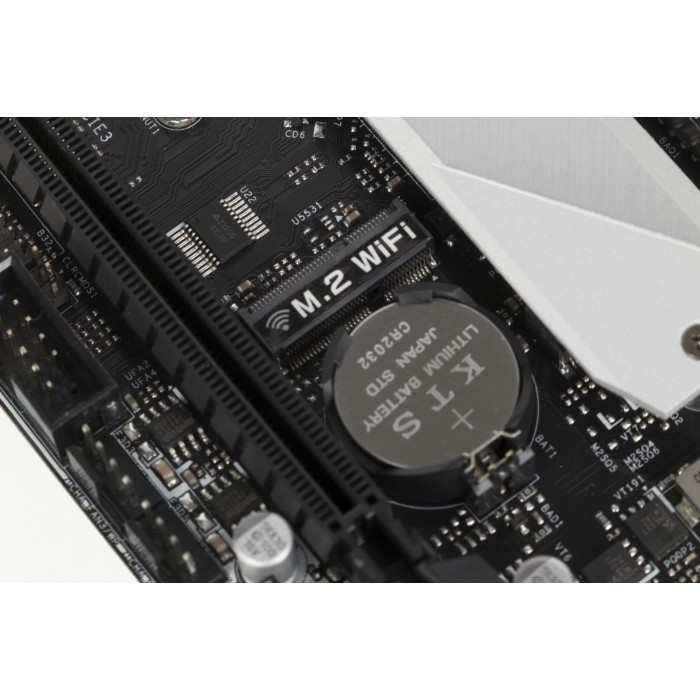 Материнская плата Asrock B550M PRO4 Soc-AM4 AMD B550 4xDDR4 mATX AC`97 8ch(7.1) GbLAN RAID+VGA+HDMI+DP