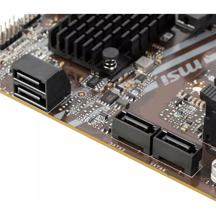 Материнская плата MSI A520M PRO Soc-AM4 AMD A520 2xDDR4 mATX AC`97 8ch(7.1) GbLAN RAID+VGA+HDMI+DP