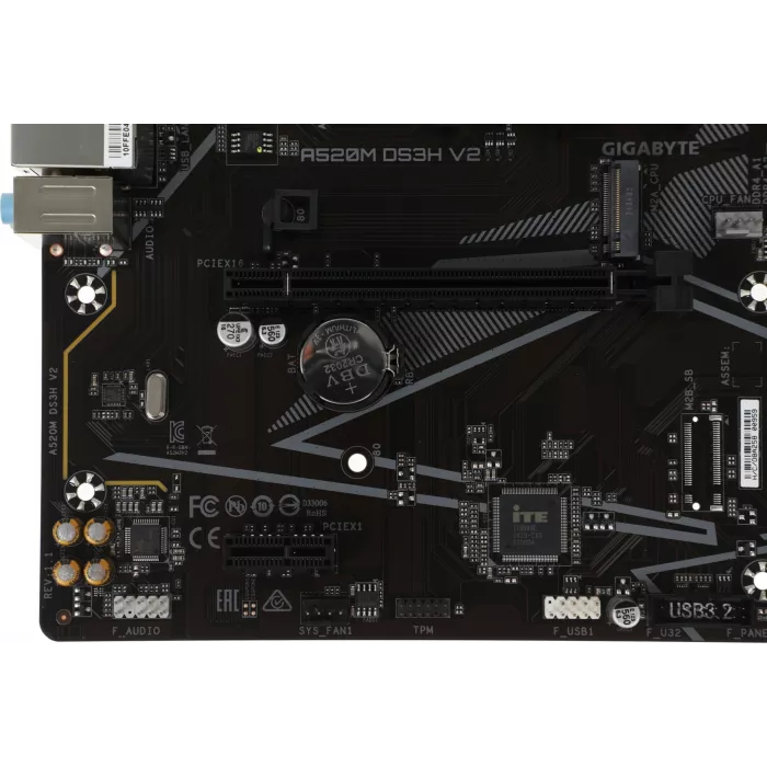 Материнская плата Gigabyte A520M DS3H V2 Soc-AM4 AMD A520 4xDDR4 mATX AC`97 8ch(7.1) GbLAN RAID+HDMI+DP
