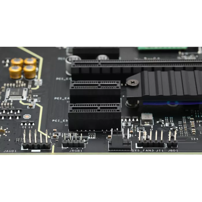 Материнская плата MSI PRO Z790-S WIFI Soc-1700 Intel Z790 4xDDR5 ATX AC`97 8ch(7.1) 2.5Gg RAID+HDMI+DP