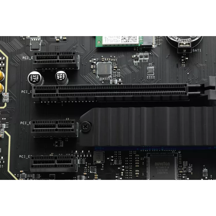 Материнская плата MSI PRO Z790-S WIFI Soc-1700 Intel Z790 4xDDR5 ATX AC`97 8ch(7.1) 2.5Gg RAID+HDMI+DP