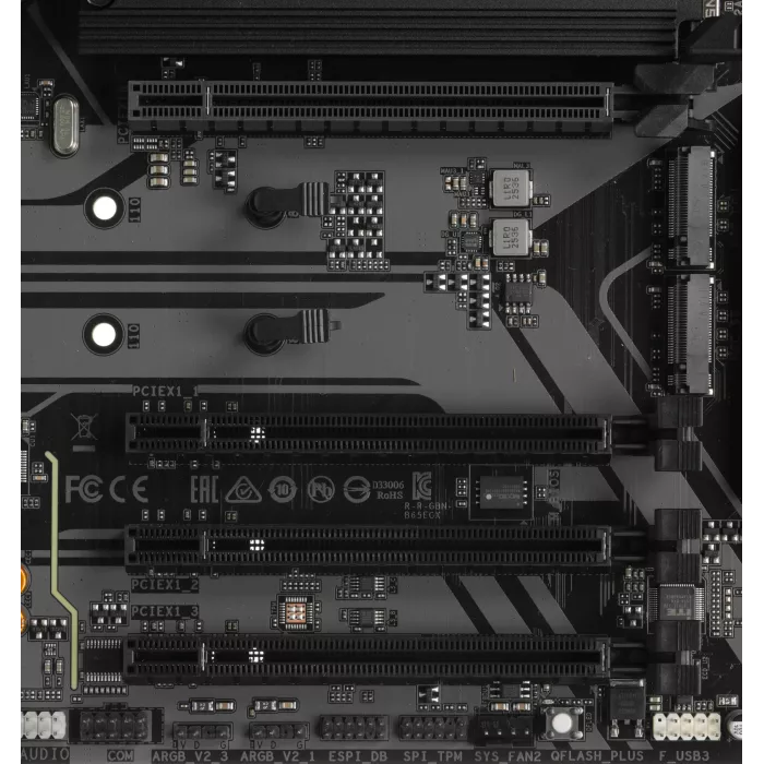 Материнская плата Gigabyte B650 EAGLE AX Socket AM5 AMD B650 4xDDR5 ATX AC`97 8ch(7.1) GbLAN RAID+HDMI+DP