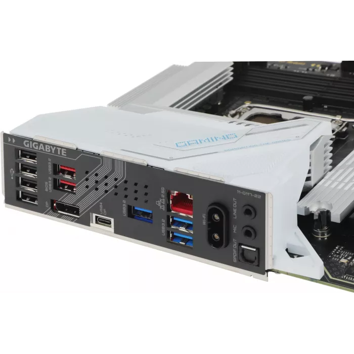 Материнская плата Gigabyte Z890 GAMING X WIFI7 Soc-1851 Intel Z890 4xDDR5 ATX AC`97 8ch(7.1) 2.5Gg RAID+DP