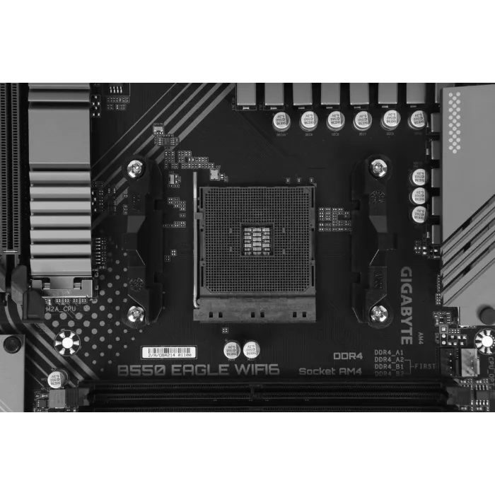 Материнская плата Gigabyte B550 EAGLE WIFI6 Soc-AM4 AMD B550 4xDDR4 ATX AC`97 8ch(7.1) GbLAN RAID+HDMI
