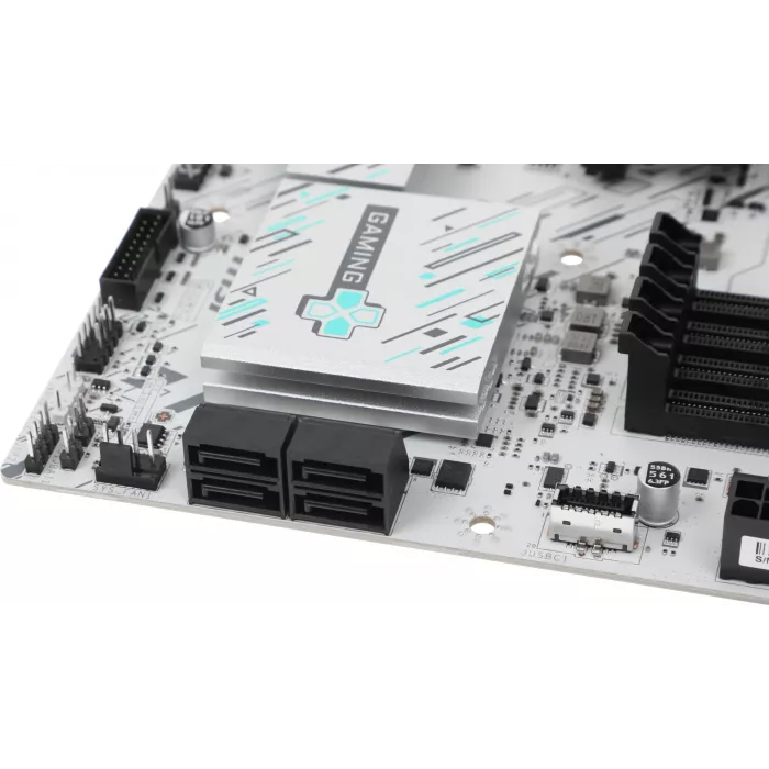 Материнская плата MSI B850M GAMING PLUS WIFI Socket AM5 AMD B850 4xDDR5 mATX AC`97 8ch(7.1) 5Gigabit RAID+HDMI+DP