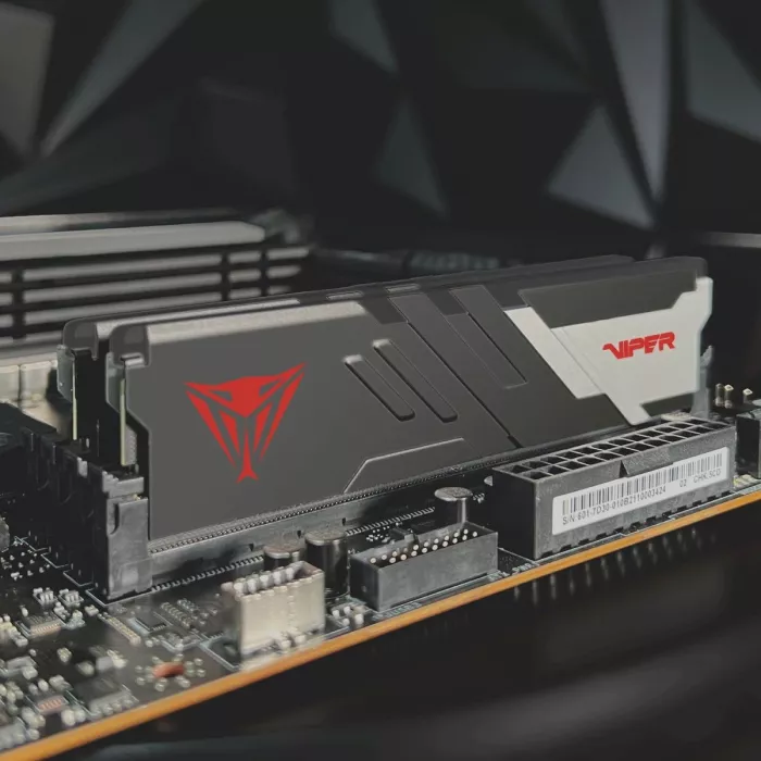 Память DDR5 2x32GB 5600MHz Patriot PVV564G560C40K Viper Venom RTL Gaming PC5-44800 CL40 DIMM UDIMM 288-pin 1.35В с радиатором Ret