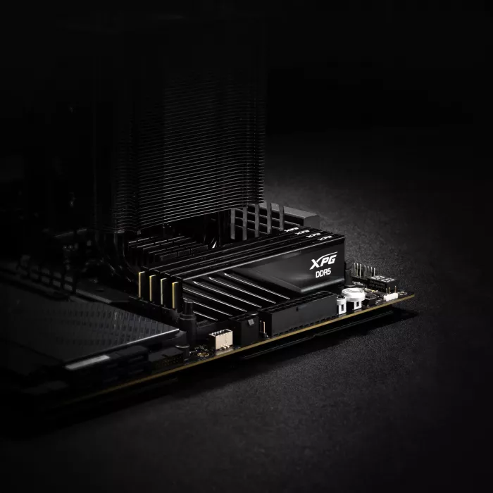 Память DDR5 2x8GB 5600MHz A-Data AX5U5600C468G-DTLABBK XPG Lancer Blade RTL Gaming PC5-44800 CL46 DIMM UDIMM ECC 288-pin 1.1В kit dual rank с радиатором Ret