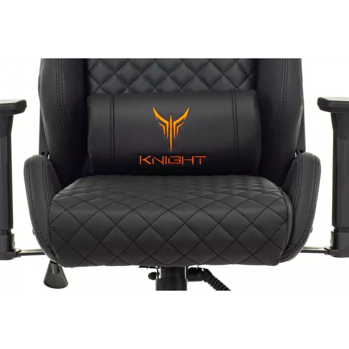 Кресло игровое Knight Outrider черный ромбик экокожа с подголов. крестов. металл