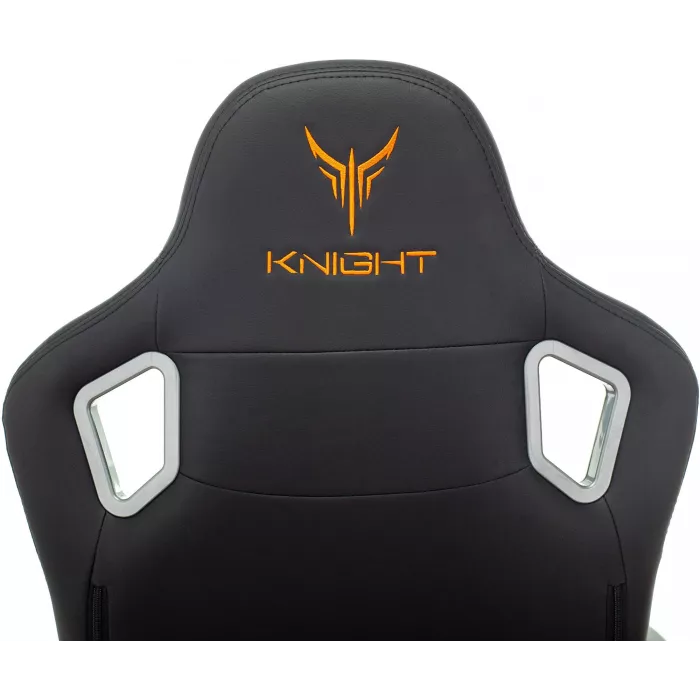 Кресло игровое Knight Outrider черный ромбик экокожа с подголов. крестов. металл