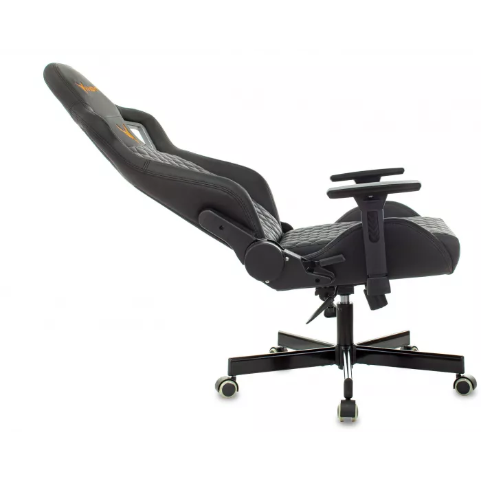 Кресло игровое Knight Outrider черный ромбик экокожа с подголов. крестов. металл