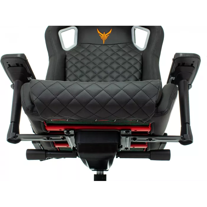 Кресло игровое Knight TITAN черный ромбик экокожа с подголов. крестов. металл