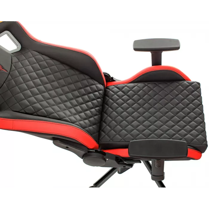 Кресло игровое Knight Outrider черный/красный ромбик экокожа с подголов. крестов. металл
