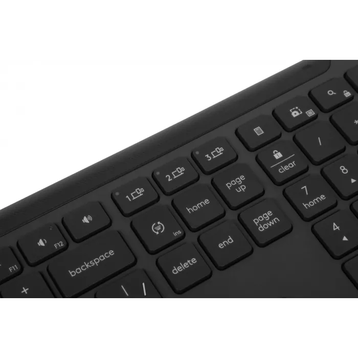 Клавиатура + мышь Logitech MK950 клав:графитовый/черный мышь:черный/серый USB беспроводная Bluetooth/Радио slim (920-012500)