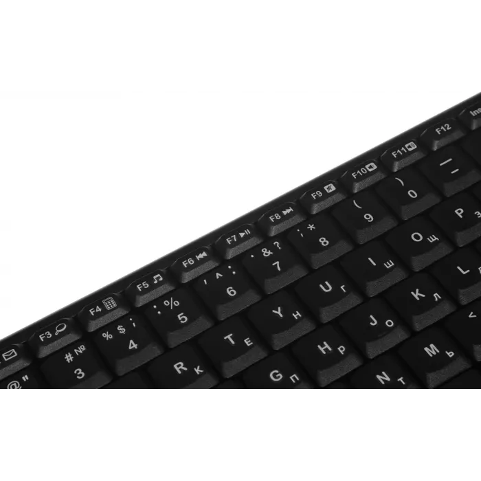 Клавиатура + мышь Logitech MK220 клав:черный мышь:черный USB беспроводная (920-003236)